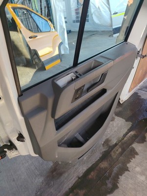 VW Crafter Front Door OS 2017 2026 BREAKING P1409 - Image 15
