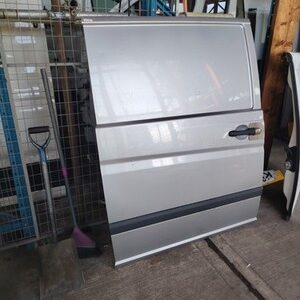 Mercedes Vito W639 2005 2014 Side Loading Sliding Door OS P1226