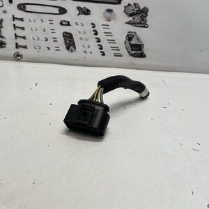 Ford Transit Mk8 2015 2026 Right Side OS Headlight Plug With Wire