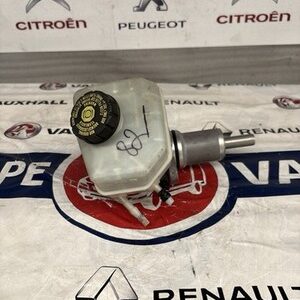 Mercedes Benz Sprinter W906 2006 2017 Brake Master Cylinder A0024315202 82