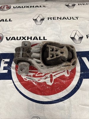 Mercedes Sprinter W910 Engine Support Rear Mount Holder Bracket A9102420100 1051 - imagine 4