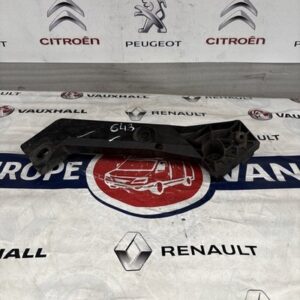 Vauxhall Vivaro Trafic 2014 2019 Headlight Bracket Right Side OS 93868911 643