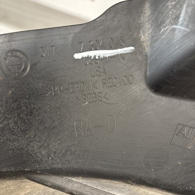 BMW X5 F15 Wheel Arch Bottom Trim Left Side 7304045 644 - imagine 10
