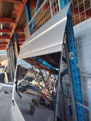 Mercedes Sprinter W907 W910 2018 2026 Sliding Door Left Side NS BREAKING P1436 - Image 18
