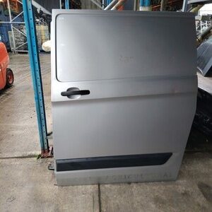 Ford Transit CUSTOM 2012 2018 Left Side Loading  Sliding Door P1473