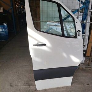 Mercedes Sprinter 2018 2026 Front Door Right Side OS BREAKING P1437