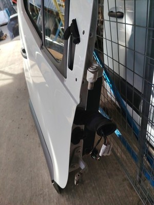 Mercedes Sprinter 2018 2026 Front Door Right Side OS BREAKING P1437 - Image 12