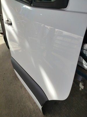 Mercedes Sprinter 2018 2026 Front Door Right Side OS BREAKING P1437 - Image 15