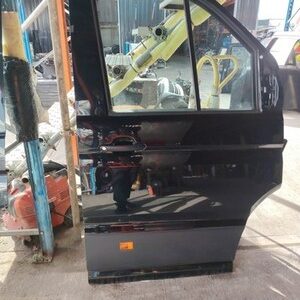 VW Crafter Front Door OS 2017 2026 BREAKING P1440