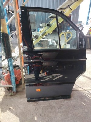 VW Crafter Front Door OS 2017 2026 BREAKING P1440
